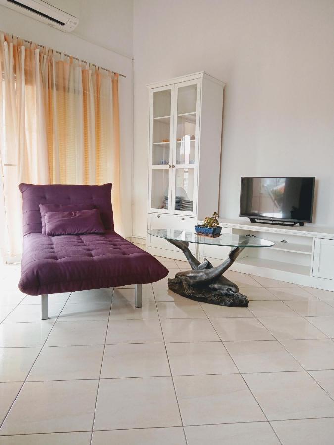 Apartmani Nikolina Ražanac Buitenkant foto